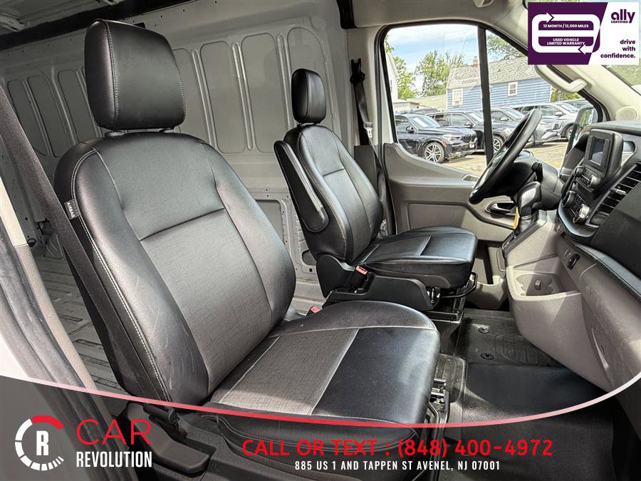 Used 2023 Ford Transit 250 Medium Roof AWD image 24