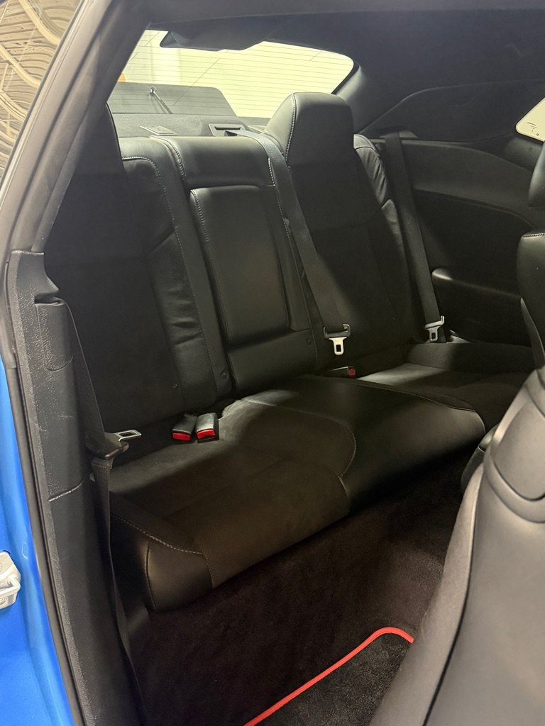 Used 2016 Dodge Challenger R/T Scat Pack w/ Leather Interior Group RWD image 10