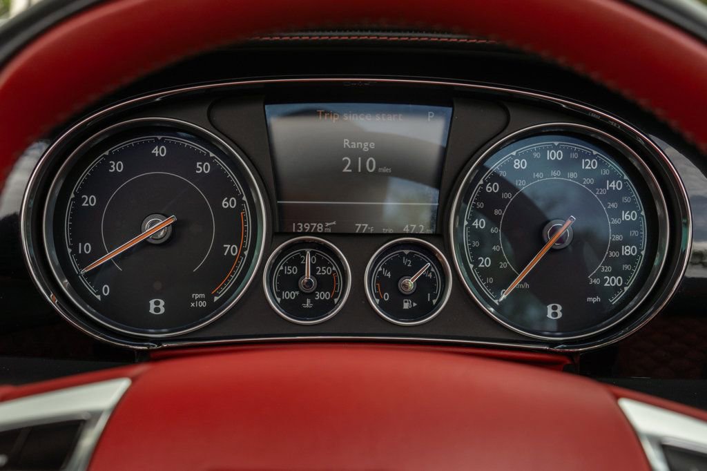 Used 2016 Bentley Continental GT V8 S image 17