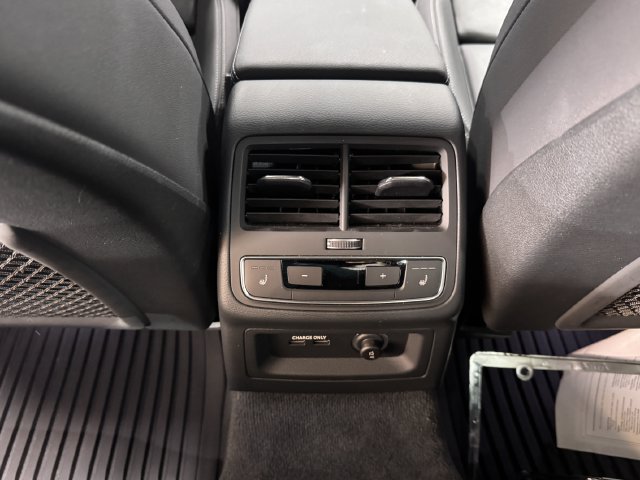 Used 2020 Audi A4 2.0T Premium Plus w/ Premium Plus Package AWD/4WD image 18