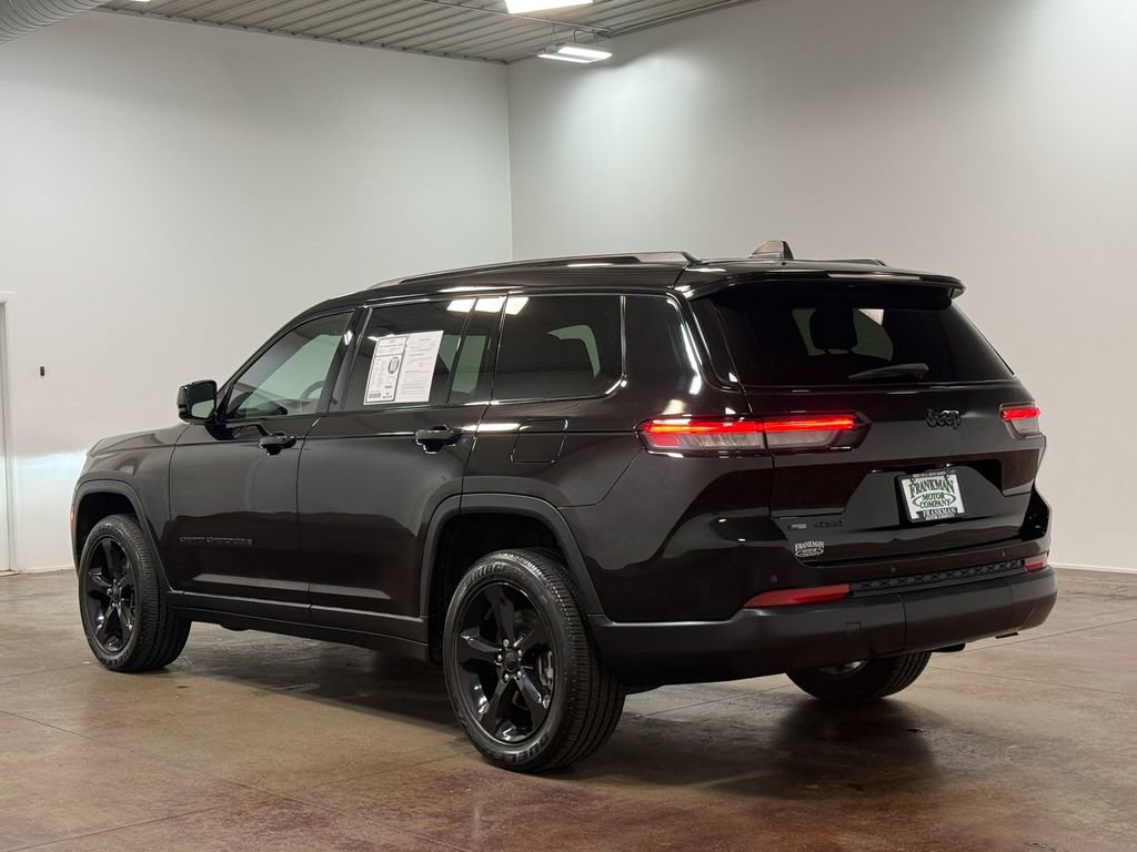 Used 2023 Jeep Grand Cherokee L Laredo AWD/4WD image 27