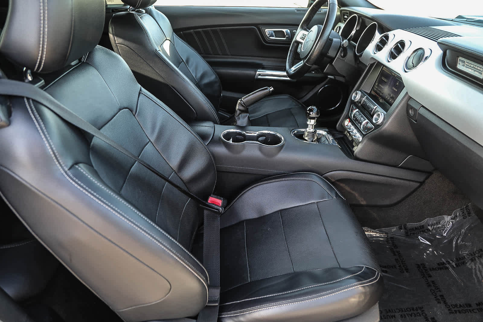 Used 2015 Ford Mustang GT Premium RWD image 15