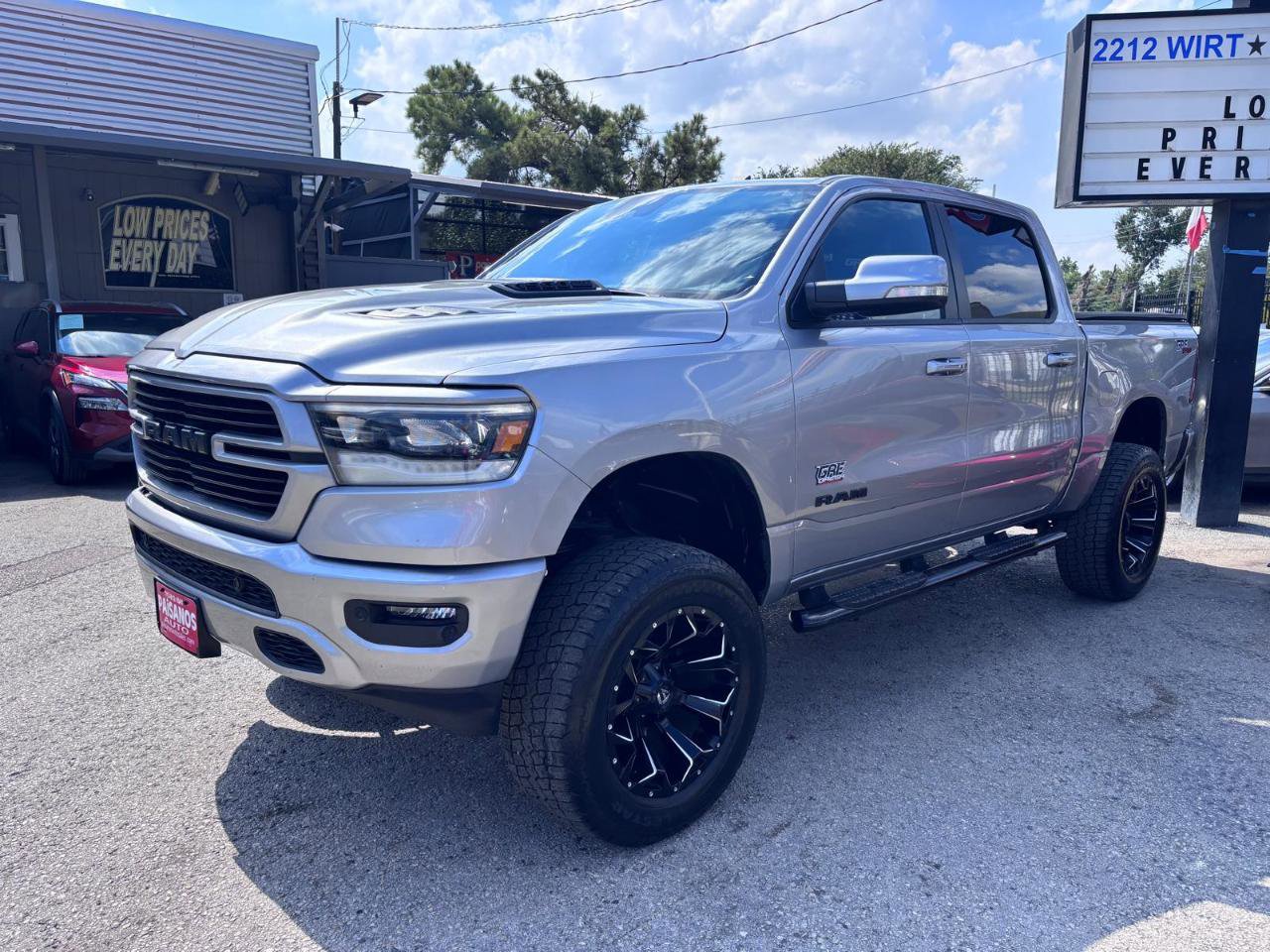 Used 2022 RAM 1500 Sport w/ G/T Package image 2