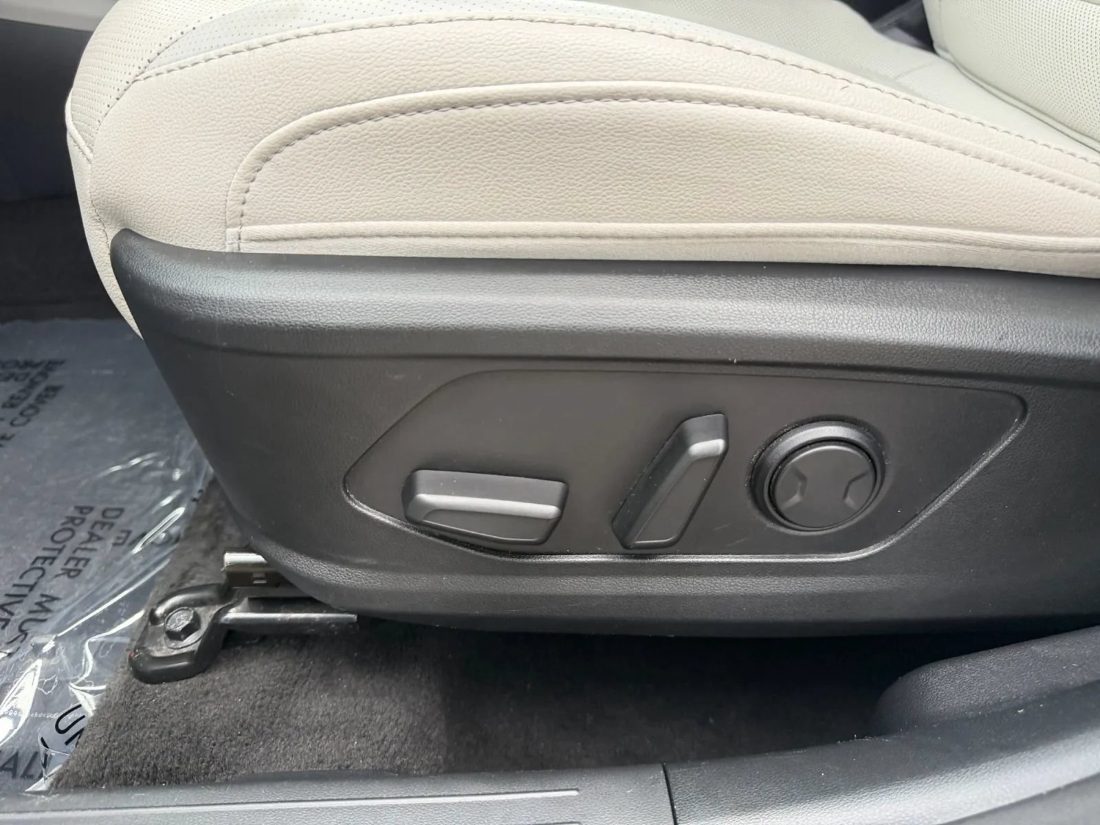 Used 2023 Hyundai Tucson SEL w/ Convenience Package AWD/4WD image 17