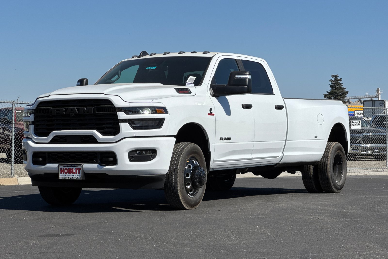 New 2027 RAM 3500 Big Horn AWD/4WD image 7