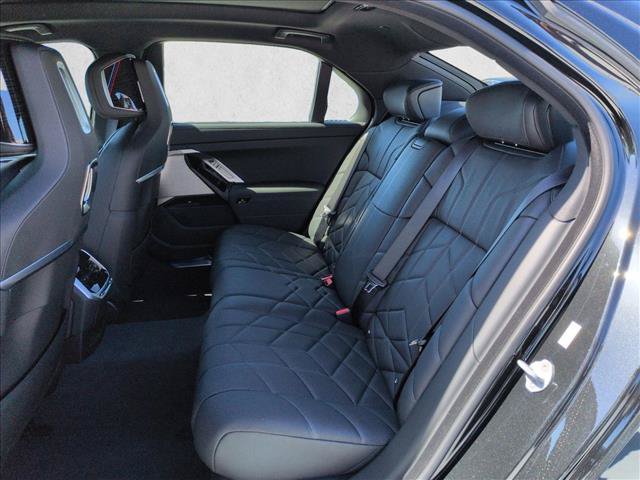 New 2026 BMW i7 xDrive60 AWD/4WD image 15