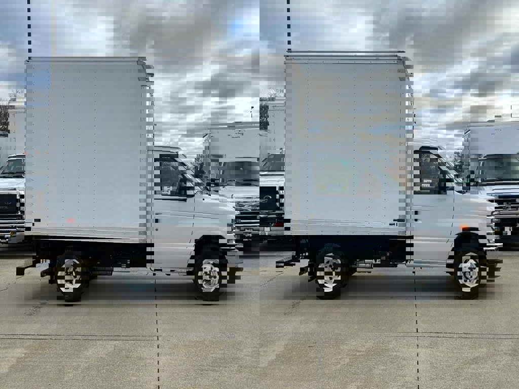 New 2024 Ford E-350 and Econoline 350 Super Duty w/ Power Windows & Locks Group image 6