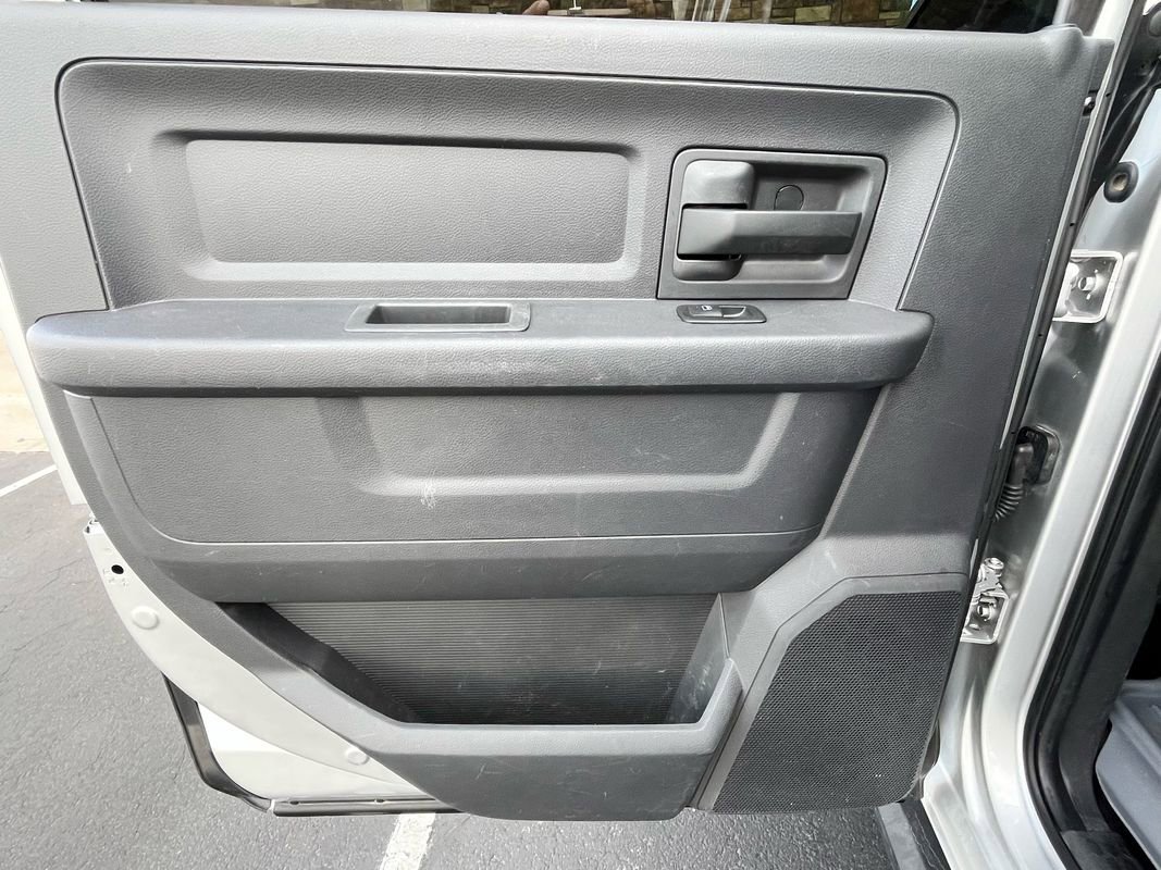 Used 2012 RAM 3500 ST w/ Chrome Appearance Group AWD/4WD image 12