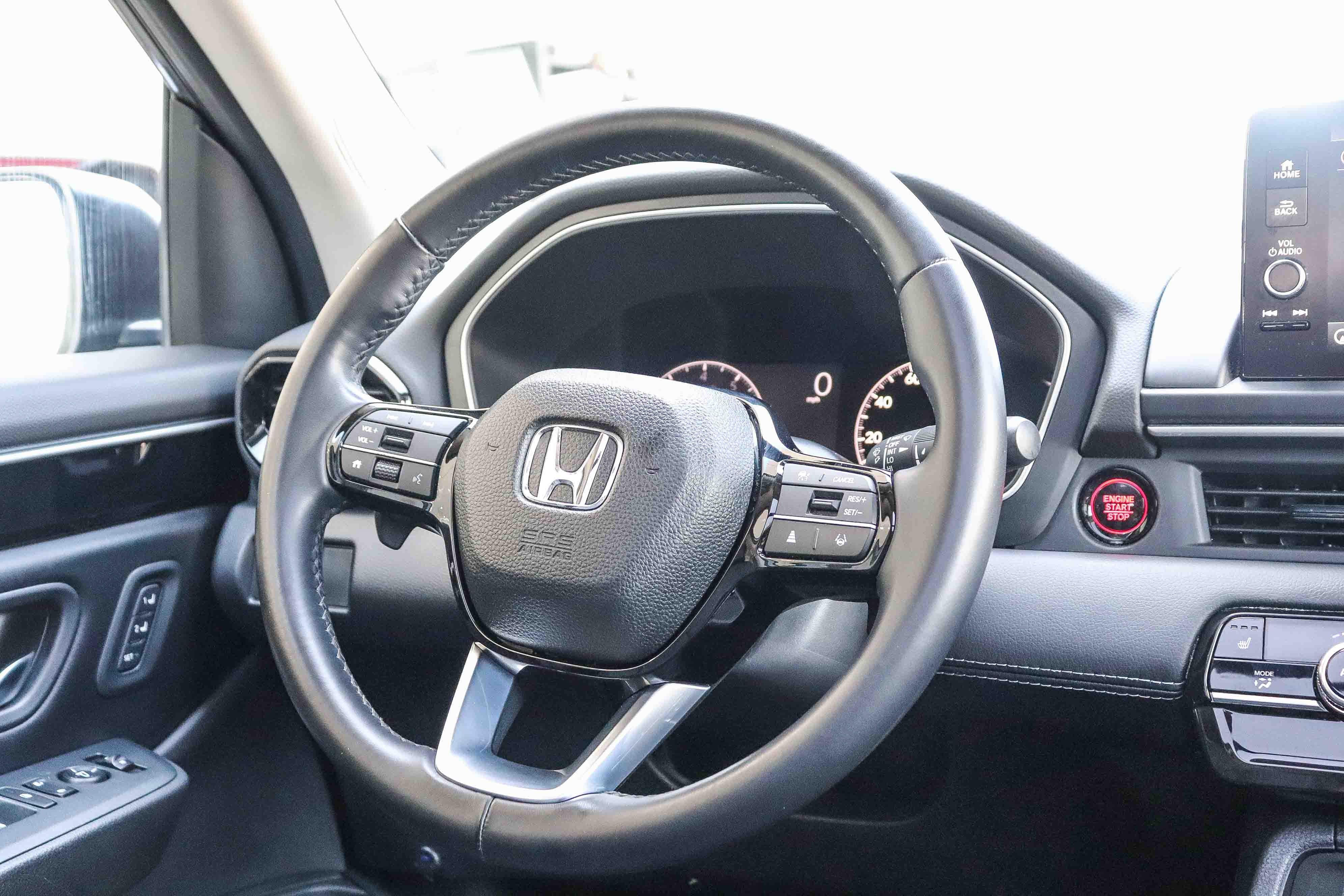 Used 2025 Honda Pilot Touring image 18