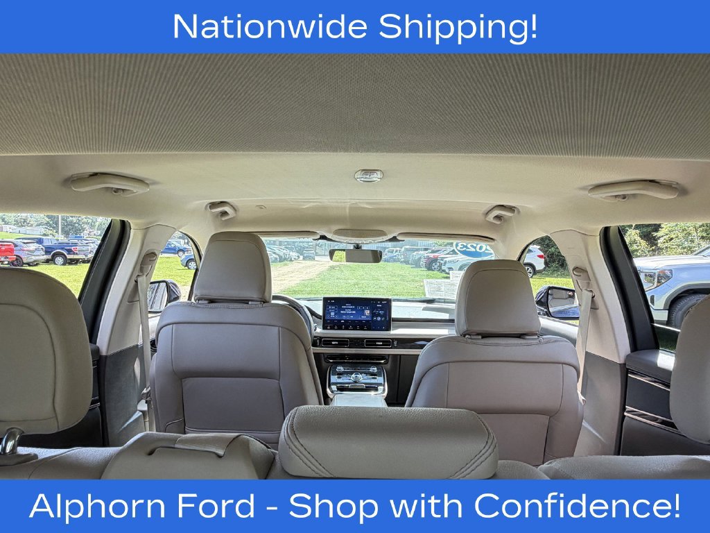 Used 2023 Lincoln Nautilus AWD w/ Premium Package image 26