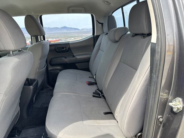 Used 2018 Toyota Tacoma SR w/ SR Convenience Package image 28