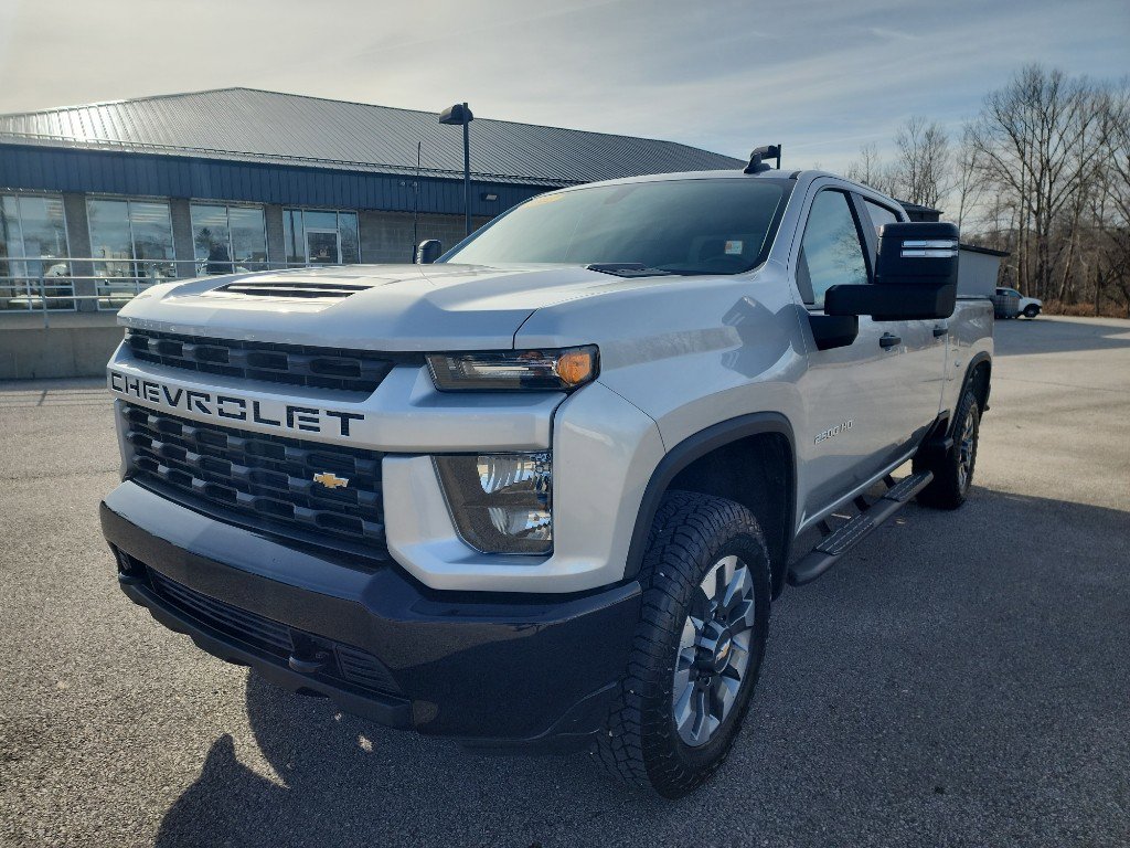 Used 2022 Chevrolet Silverado 2500 Custom w/ Custom Convenience Package image 3