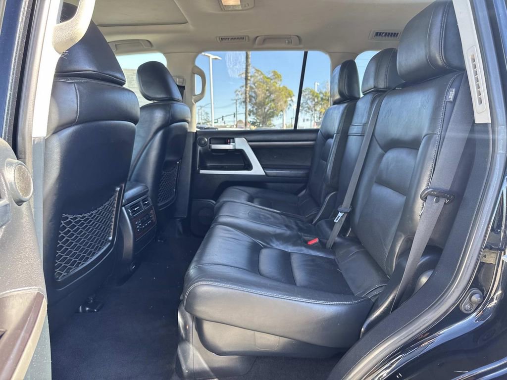 Used 2020 Toyota Land Cruiser w/ Preferred Accessory Package image 24