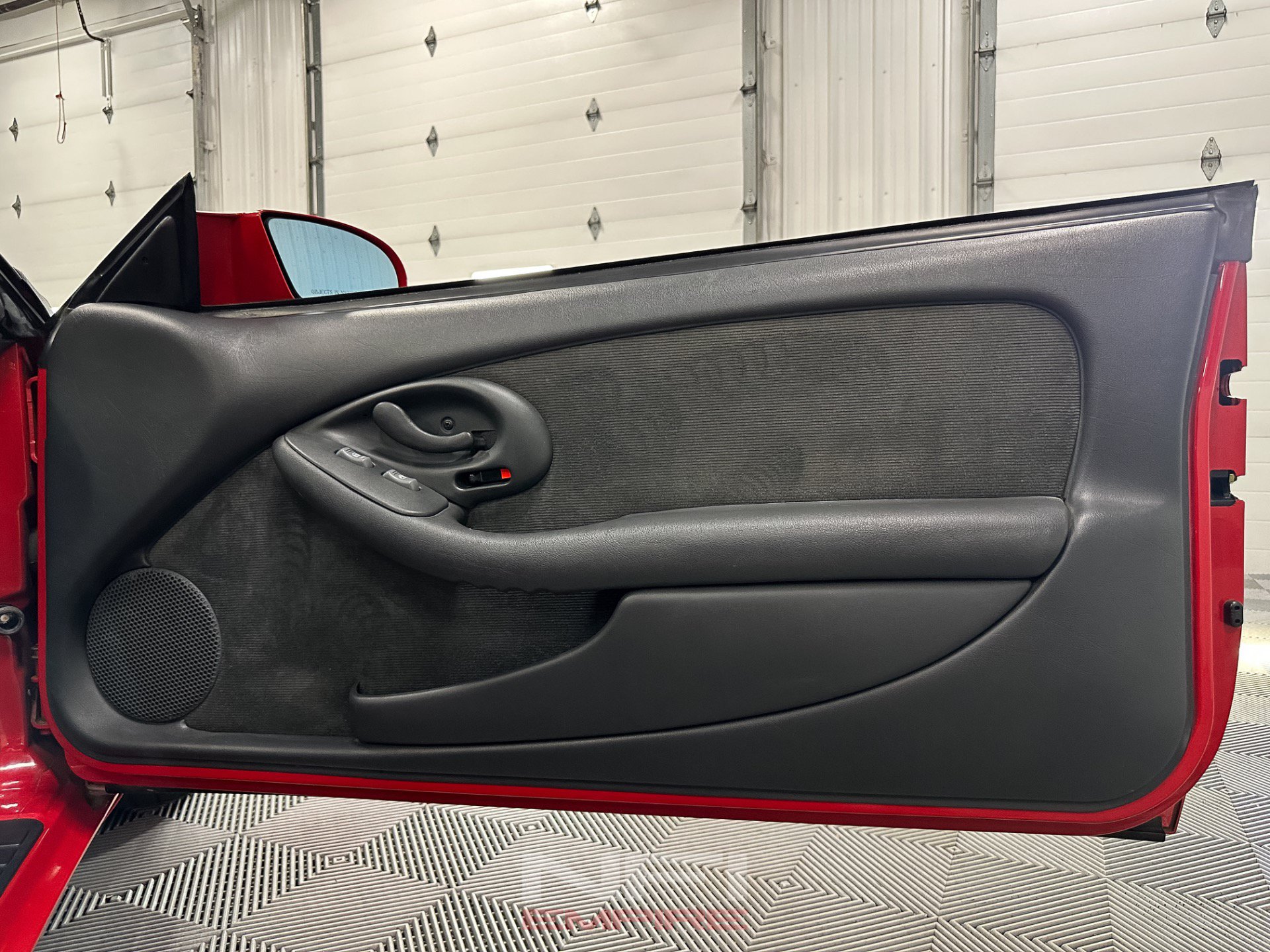 Used 1995 Pontiac Firebird Convertible RWD image 46
