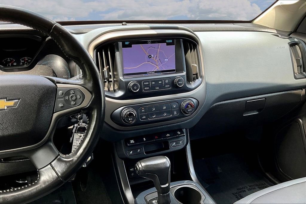 Used 2017 Chevrolet Colorado Z71 AWD/4WD image 12
