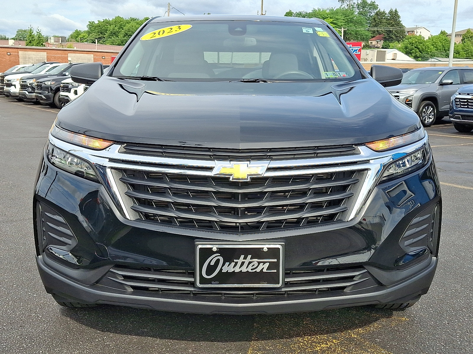 Used 2023 Chevrolet Equinox LS w/ LS Convenience Package image 8