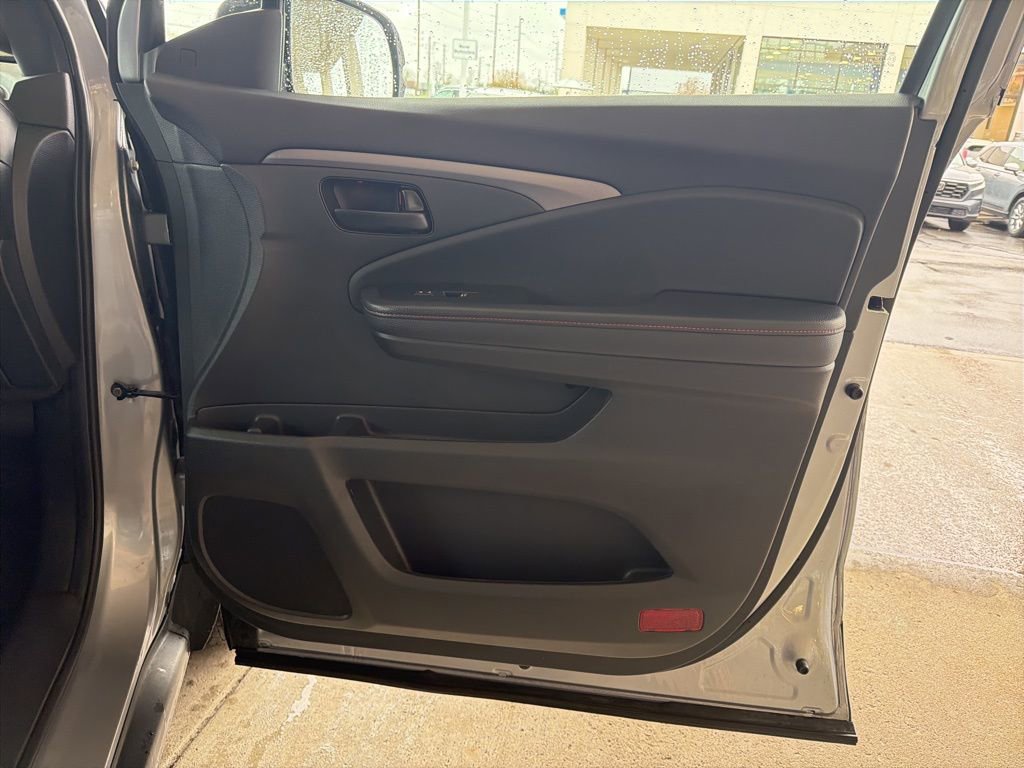 Certified 2023 Honda Passport TrailSport image 26