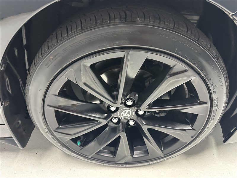 Used 2021 Toyota Corolla SE FWD image 14