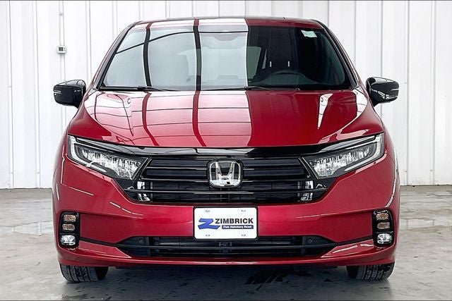 Certified 2024 Honda Odyssey Sport image 3