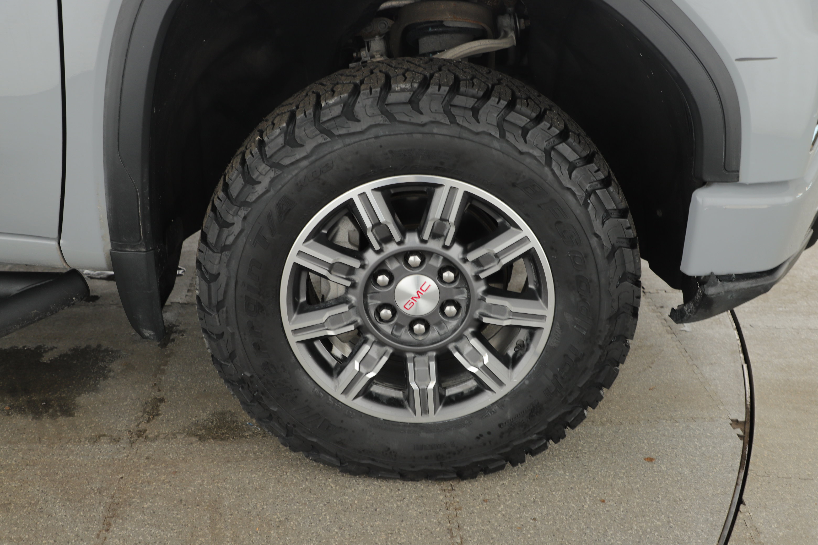 Used 2024 GMC Sierra 1500 AT4 w/ AT4 Preferred Package AWD/4WD image 8