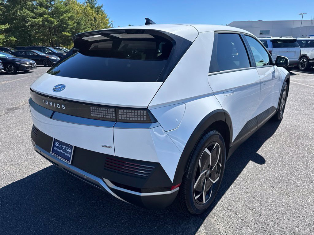 Certified 2024 Hyundai Ioniq 5 SEL AWD/4WD image 5
