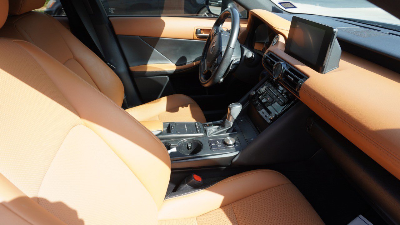 Used 2023 Lexus IS 350 F Sport image 8
