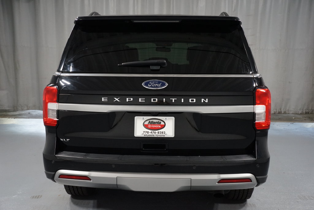 Used 2023 Ford Expedition XLT RWD image 7