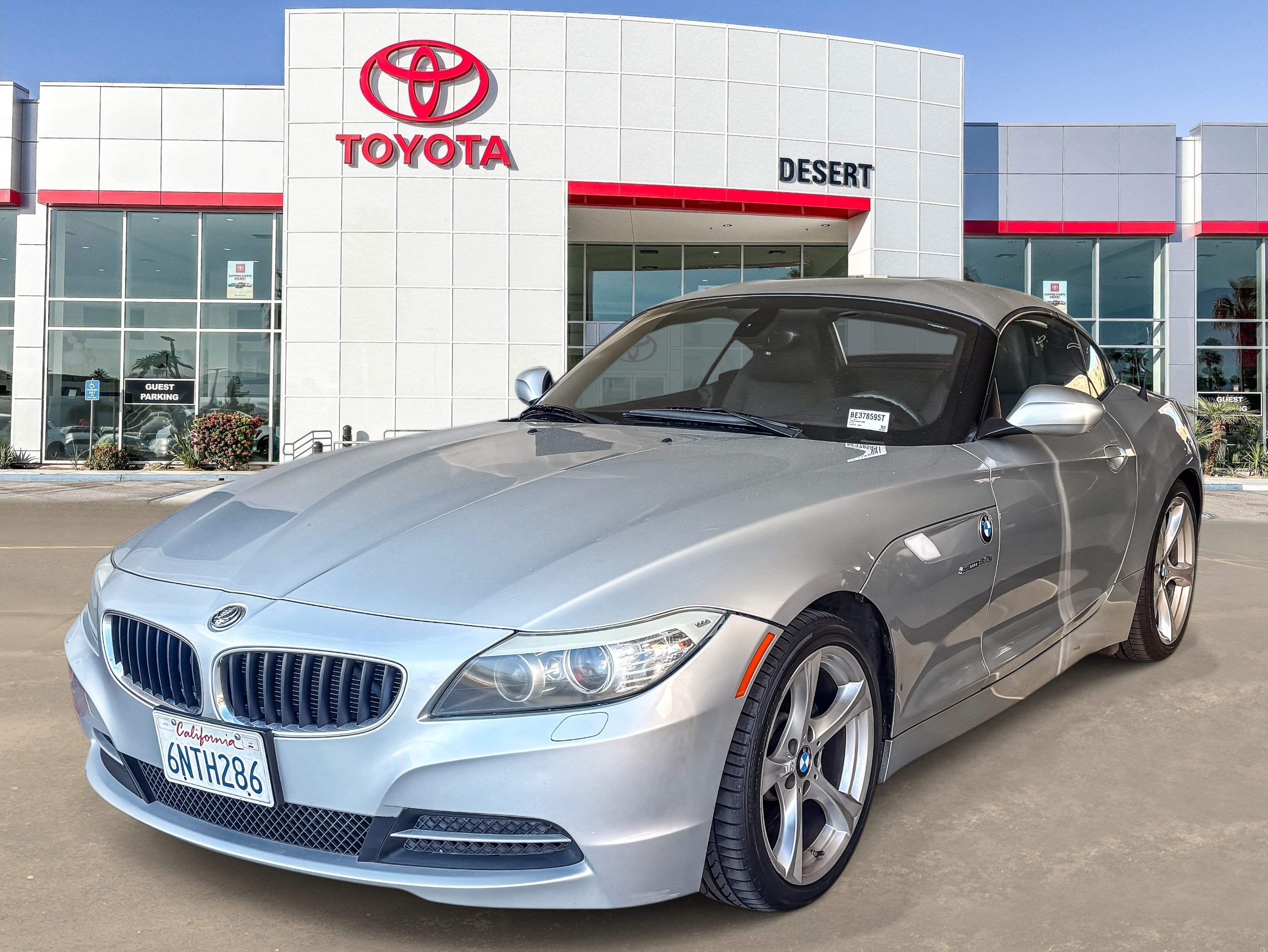 Used 2011 BMW Z4 sDrive30i RWD image 3