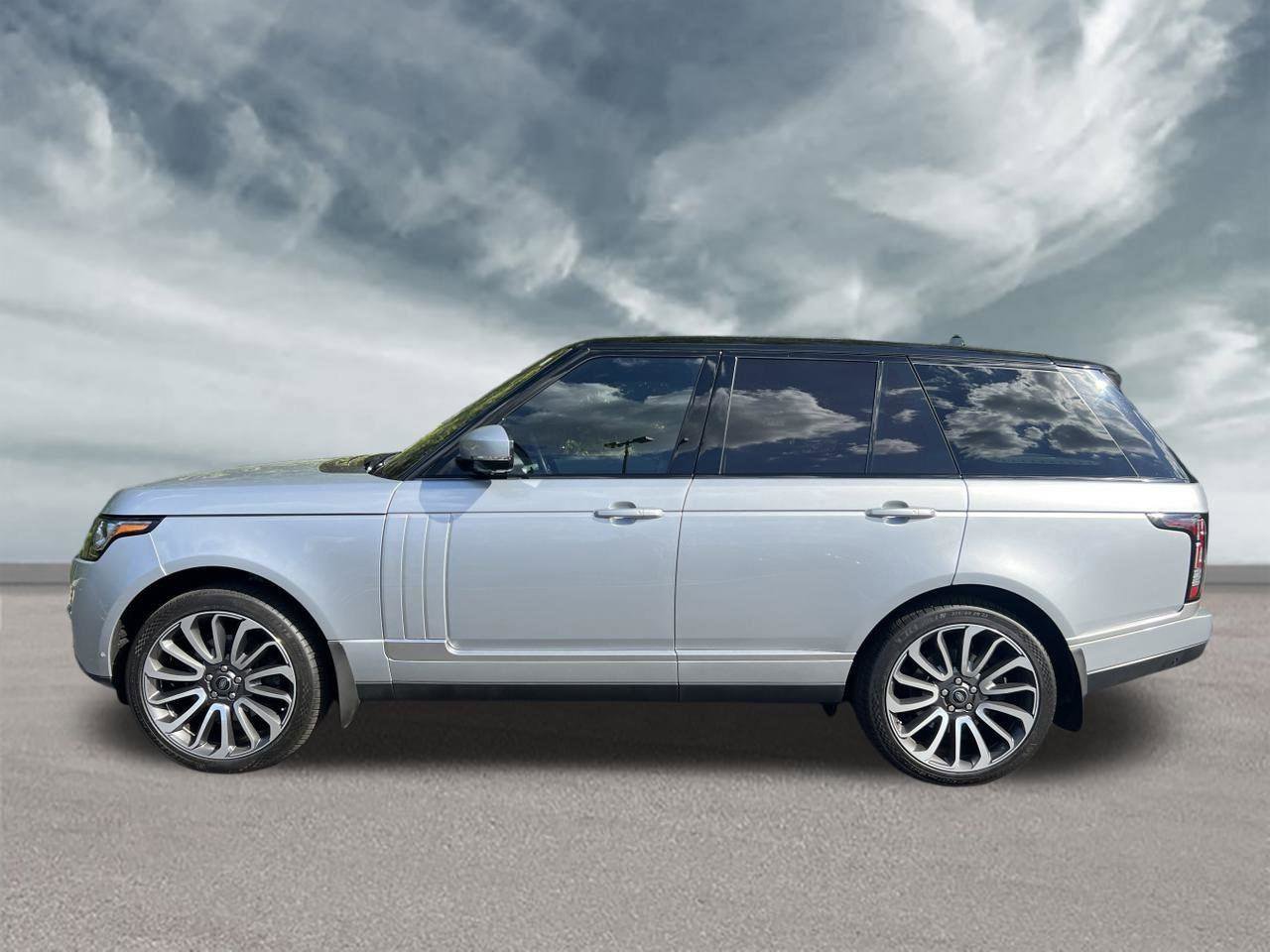 Used 2016 Land Rover Range Rover HSE AWD/4WD image 2