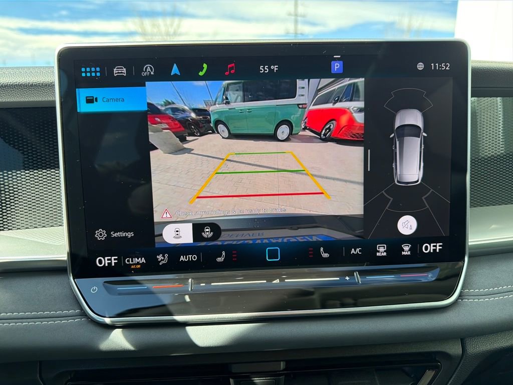 Certified 2025 Volkswagen Tiguan SE image 22