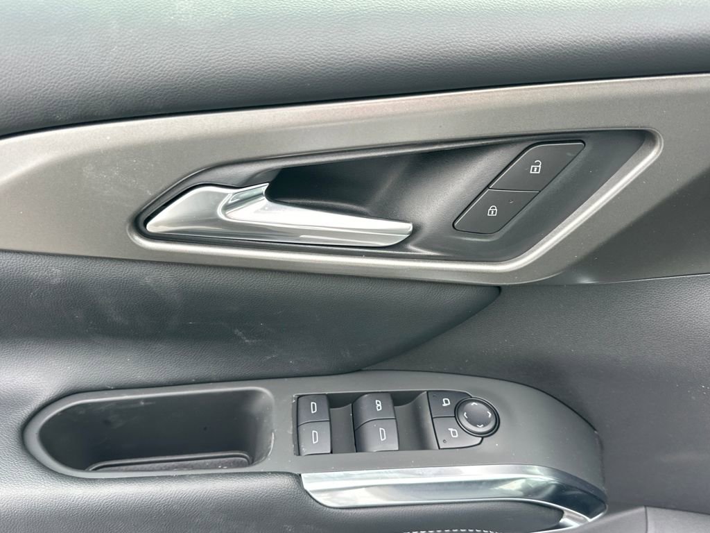 New 2026 Chevrolet Traverse LT w/ Midnight/Sport Edition image 13