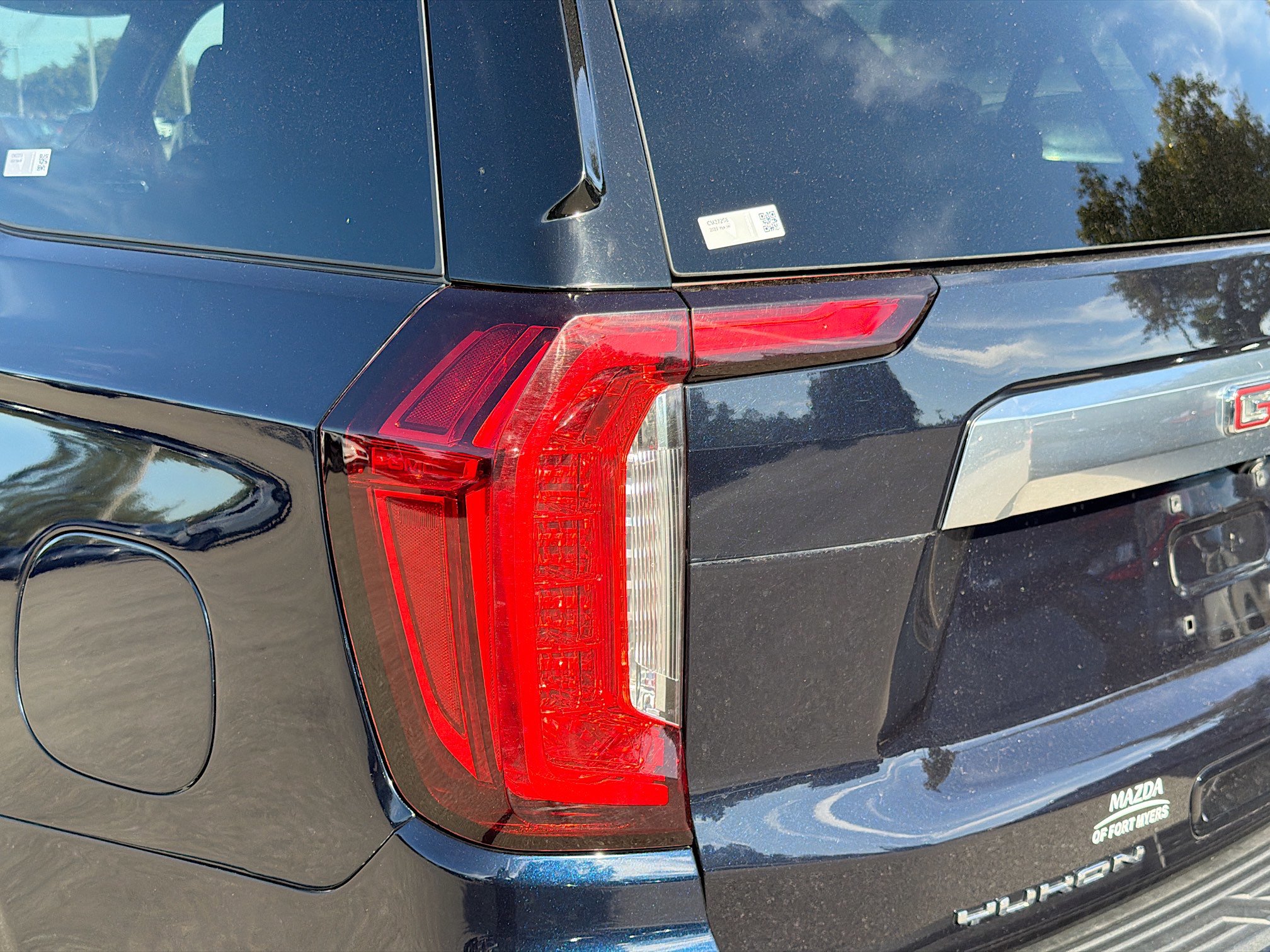 Used 2023 GMC Yukon Denali image 10