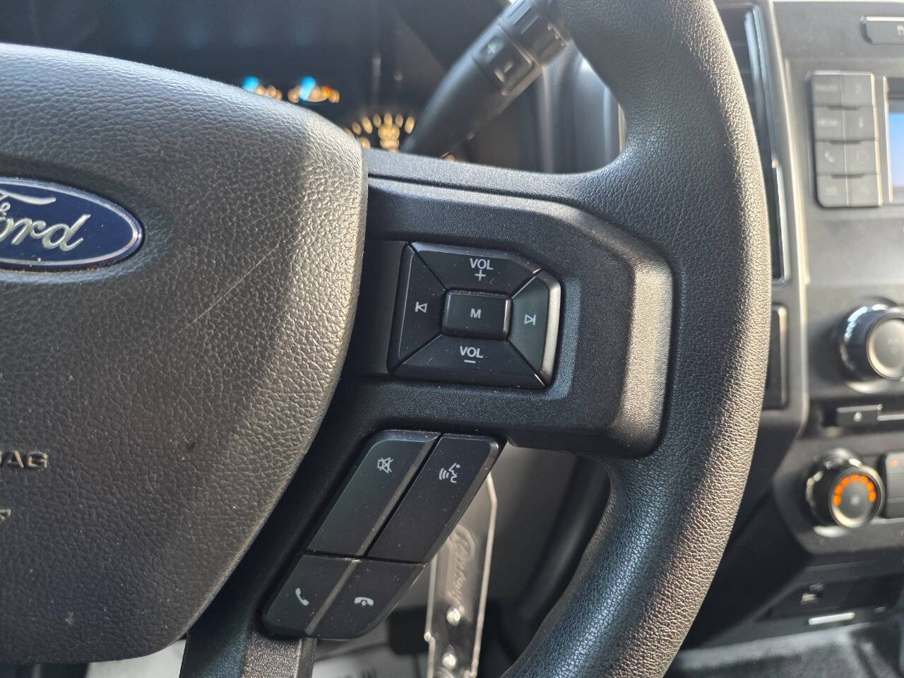 Used 2018 Ford F150 XLT AWD/4WD image 24