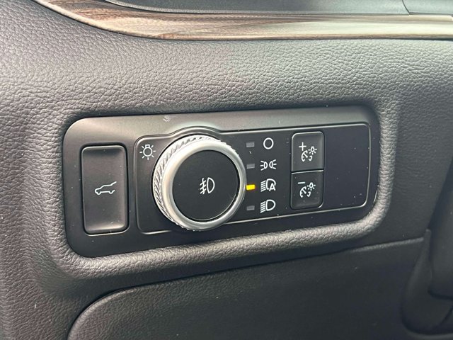 Used 2022 Ford Explorer Limited w/ Limited Technology Package AWD/4WD image 26
