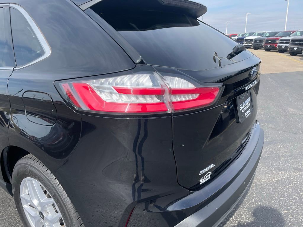 Used 2023 Ford Edge SEL image 28