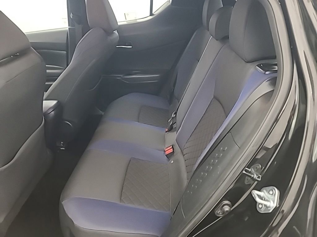 Used 2020 Toyota C-HR XLE image 18