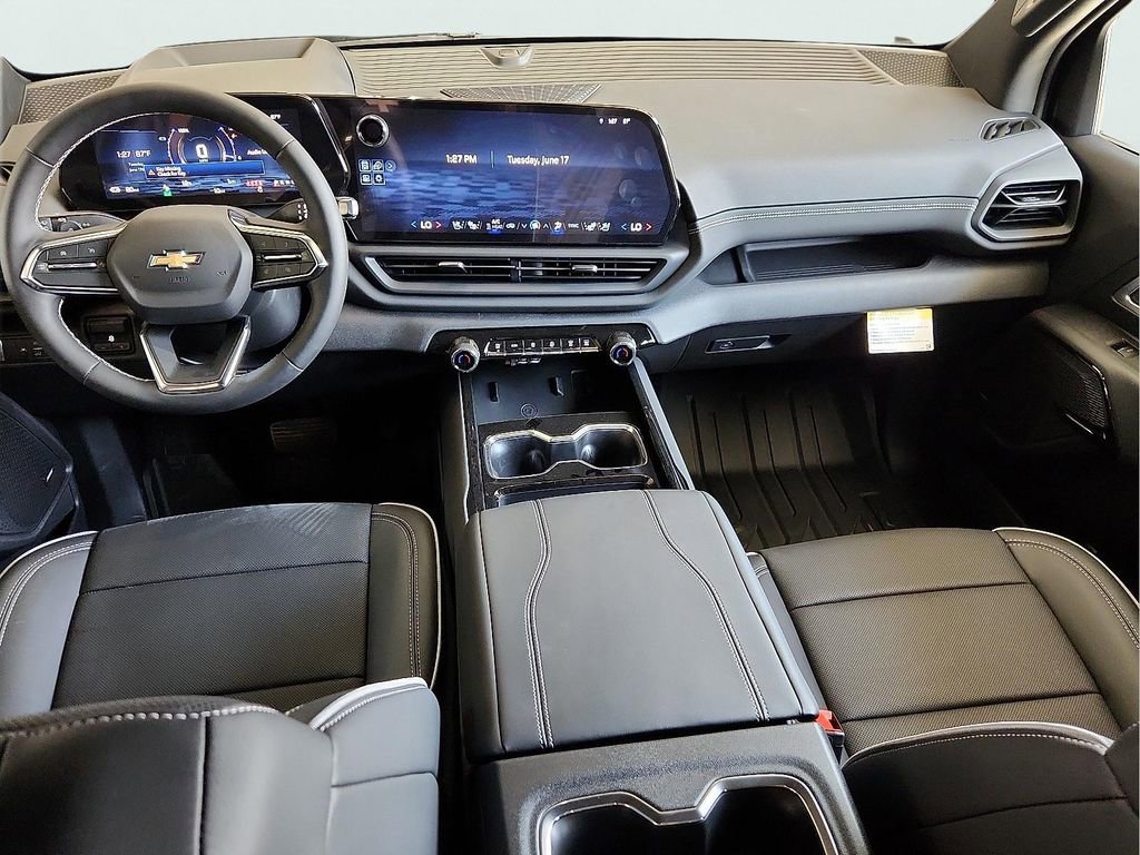 New 2025 Chevrolet Silverado EV LT w/ LPO, Utility Wall Package AWD/4WD image 12
