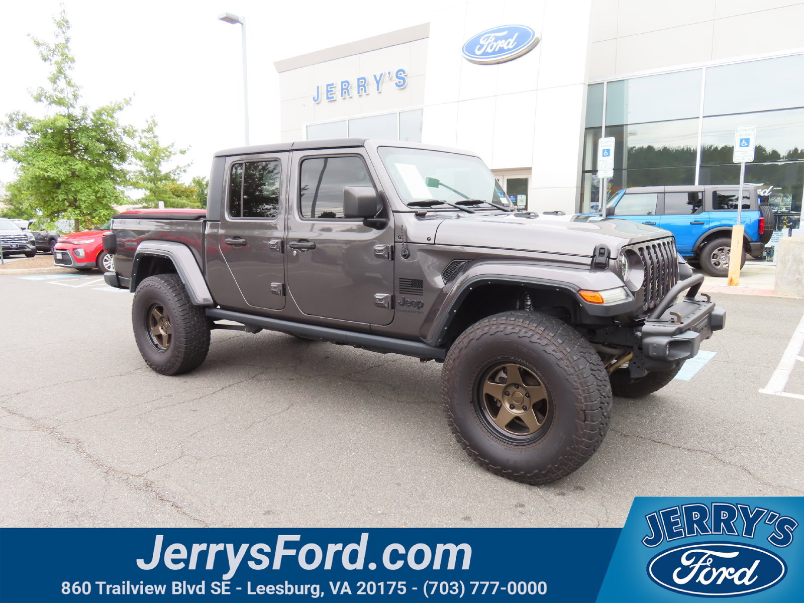 Used 2022 Jeep Gladiator Sport AWD/4WD image 1