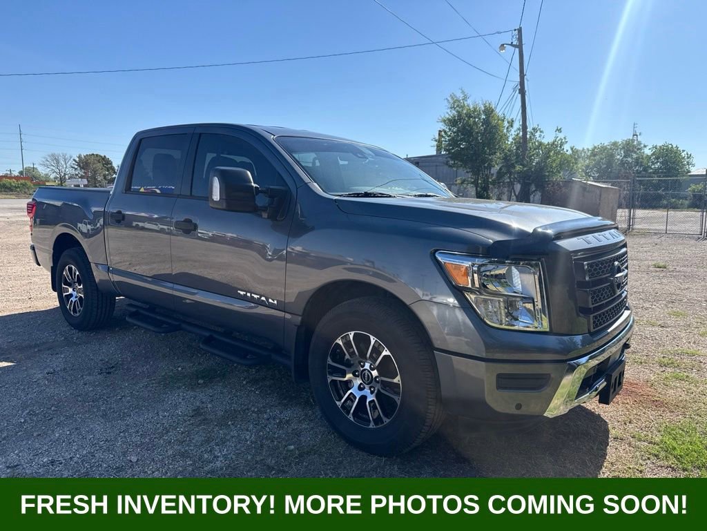 Used 2024 Nissan Titan SV w/ SV Convenience Package