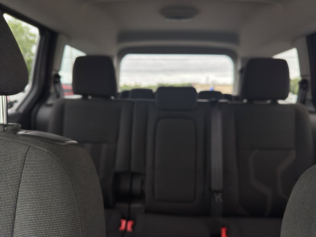 Used 2015 Ford Transit Connect XLT image 13