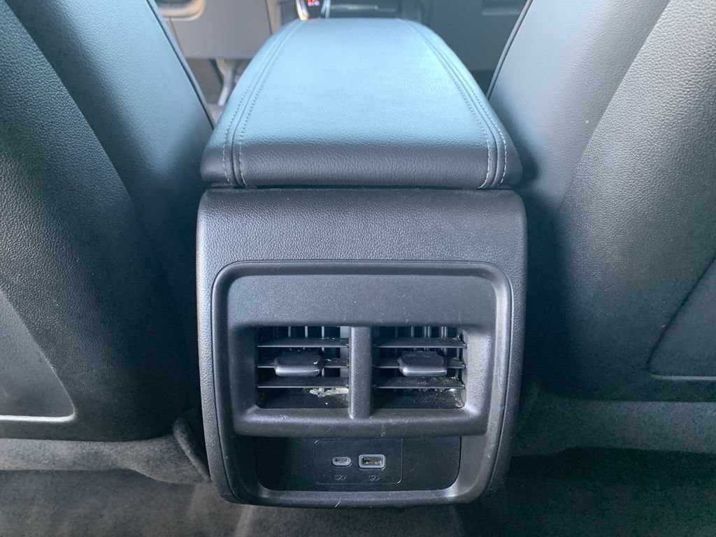 Certified 2024 Cadillac XT4 Premium Luxury FWD image 19