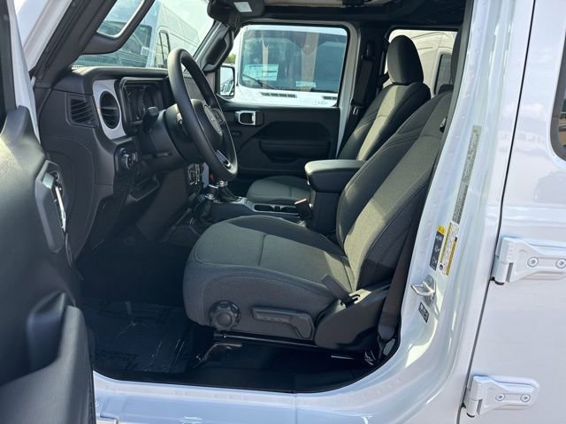 New 2025 Jeep Gladiator Sport image 36