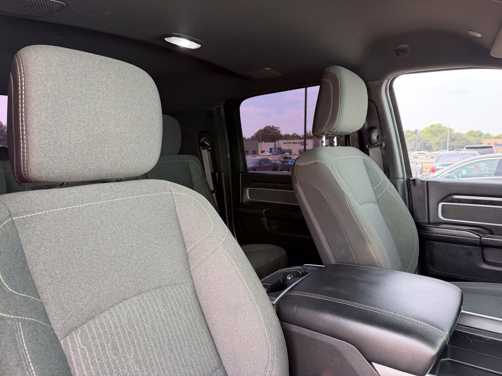 Used 2022 RAM 2500 Lone Star w/ Night Edition AWD/4WD image 33