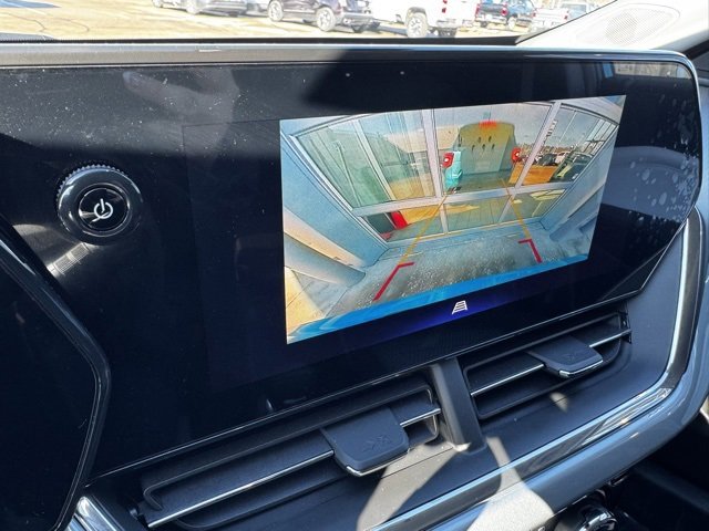 Used 2025 Chevrolet Trax LT image 4