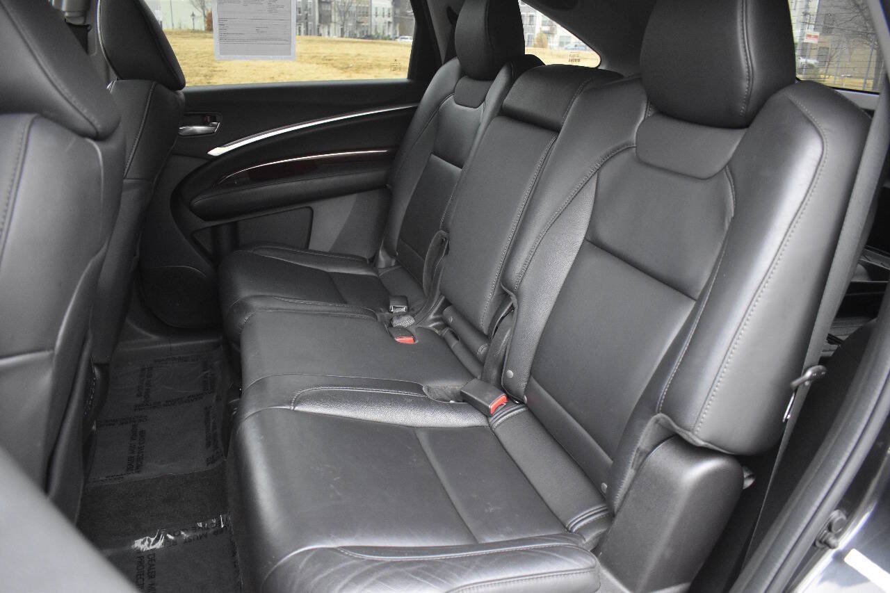 Used 2016 Acura MDX w/ Technology Package AWD/4WD image 18