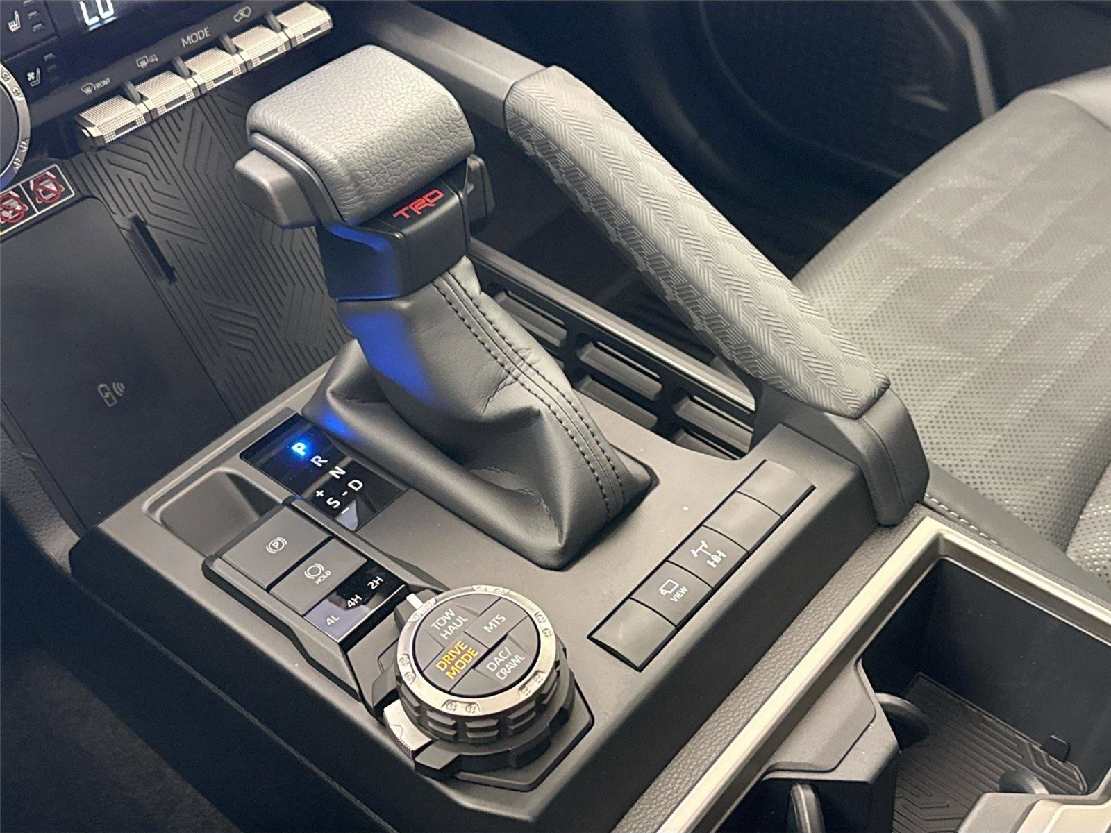 Certified 2025 Toyota 4Runner TRD Off-Road Premium image 26