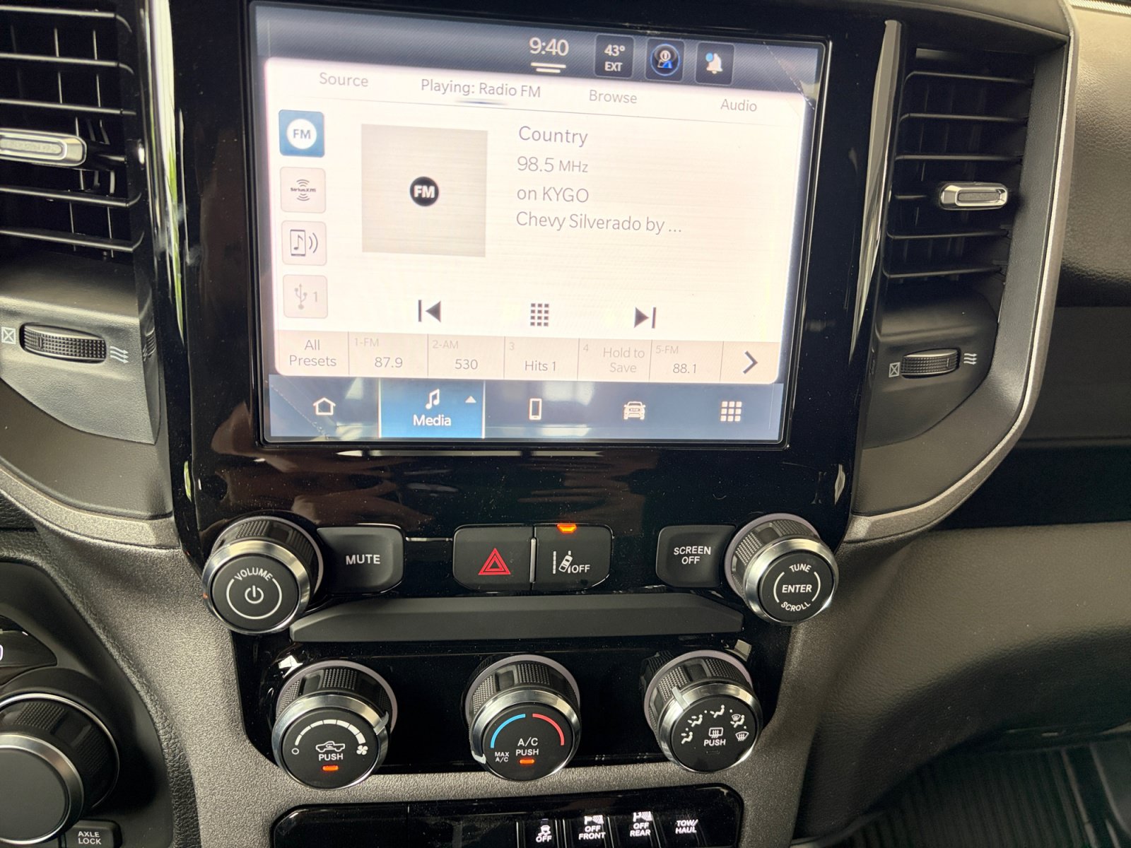 New 2026 RAM 1500 Warlock AWD/4WD image 24
