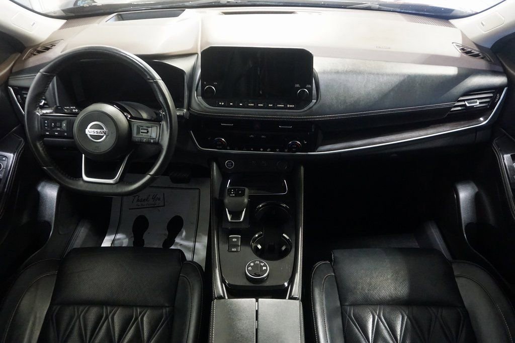 Used 2021 Nissan Rogue Platinum image 32