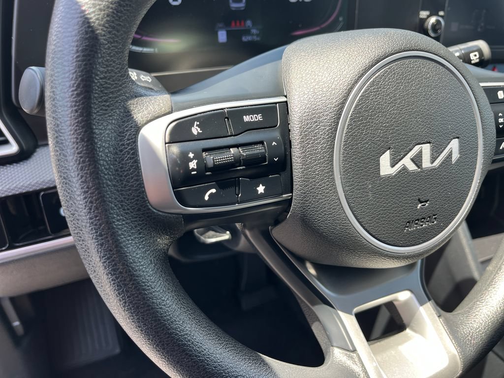 Used 2024 Kia Sportage LX FWD image 32