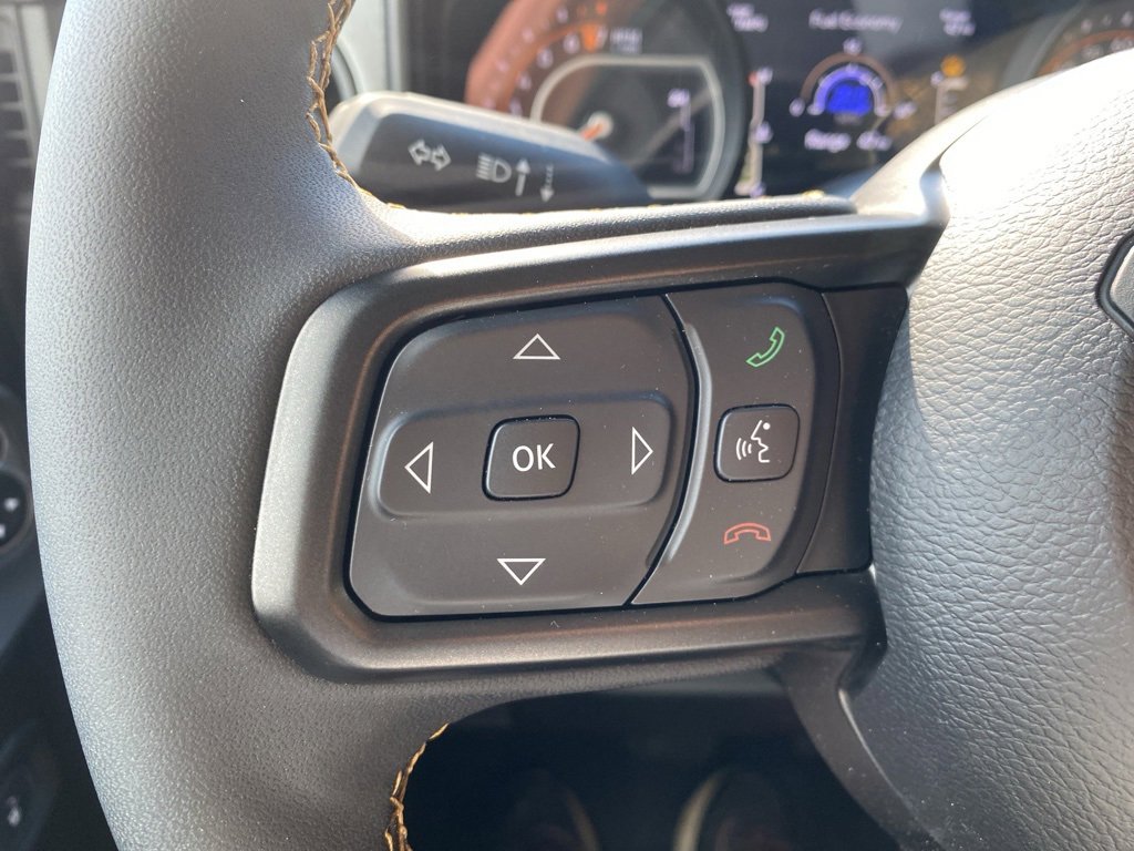 New 2025 Jeep Gladiator Sport image 21